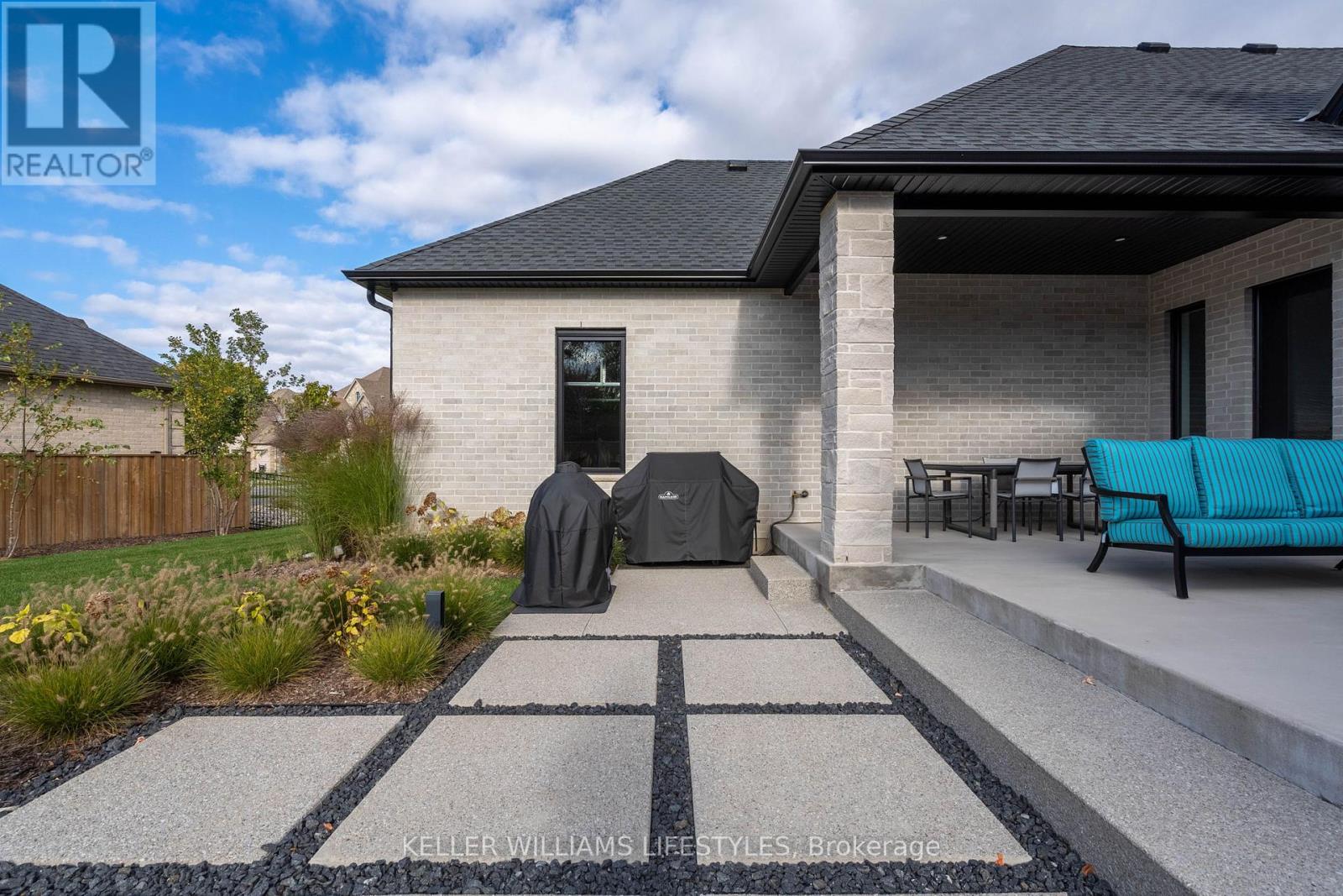 490 Eagletrace Drive, London North, Ontario  N6G 0E5 - Photo 44 - X12037376