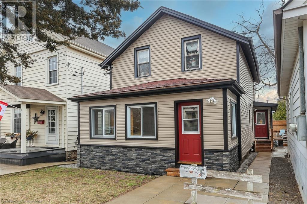 Property at 15 ADELAIDE Street image 1