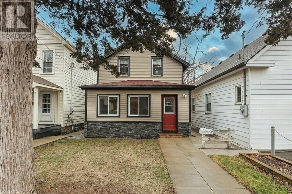 Property at 15 ADELAIDE Street image 2