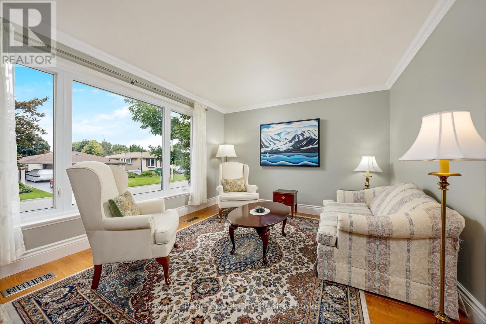 35 Inglewood Drive, Brampton, Ontario  L6W 2N4 - Photo 12 - W12037297
