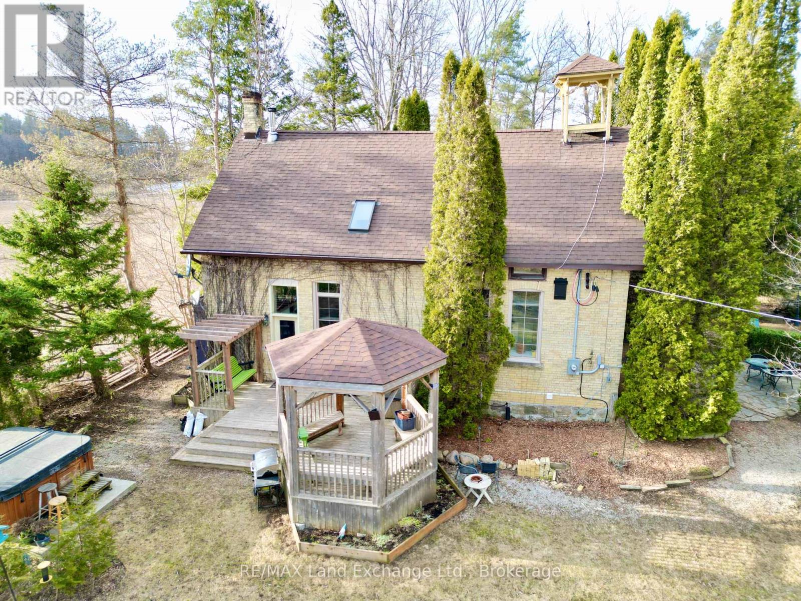 4253 Bruce Road 3 Road, Saugeen Shores, Ontario  N0G 2N0 - Photo 38 - X12037248