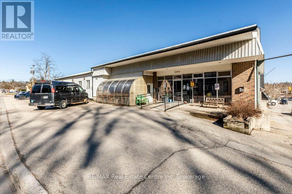 280 ST PATRICK STREET W, Centre Wellington, Ontario