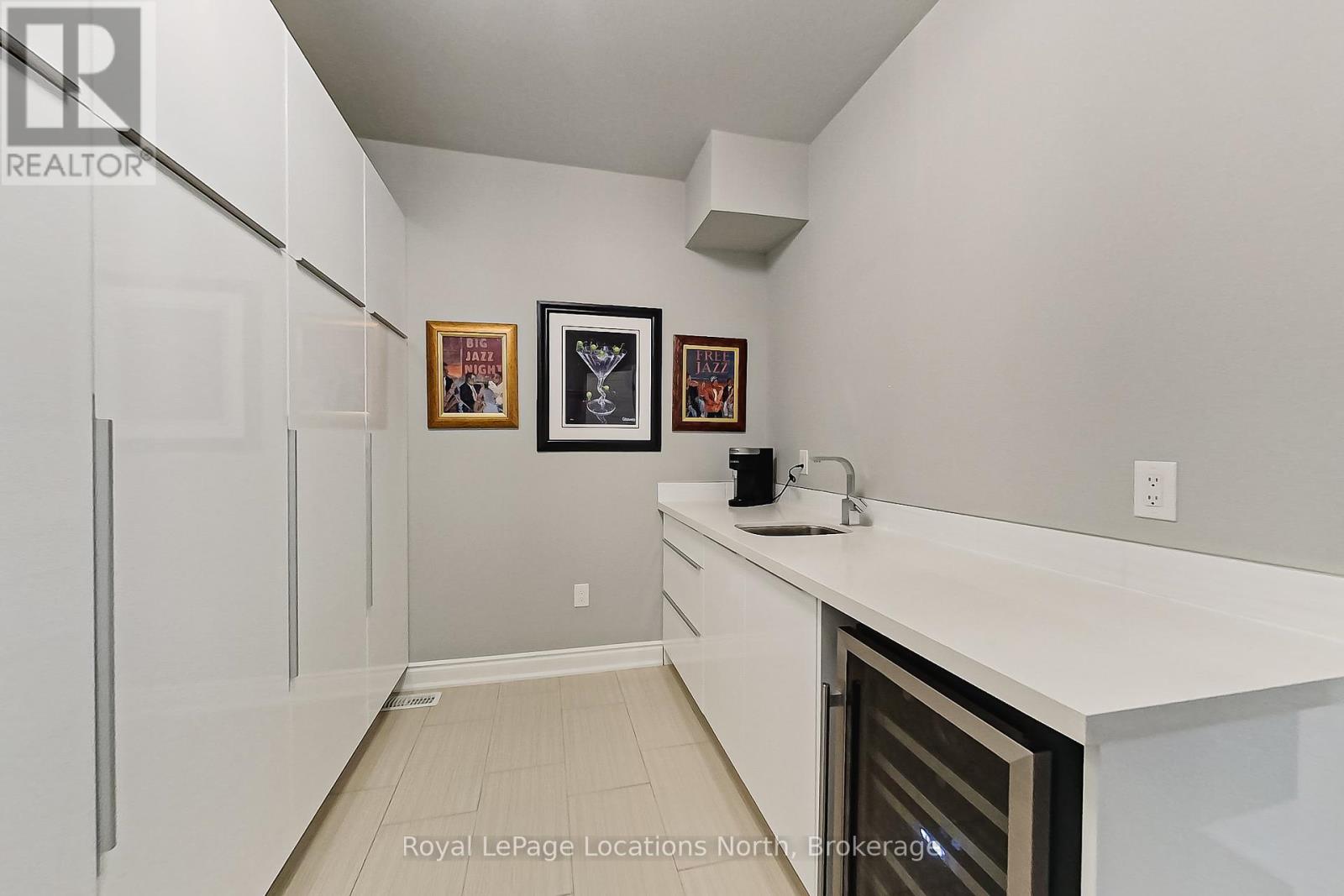 93 Sandy Coast Crescent, Wasaga Beach, Ontario  L9Z 0G1 - Photo 21 - S11997088