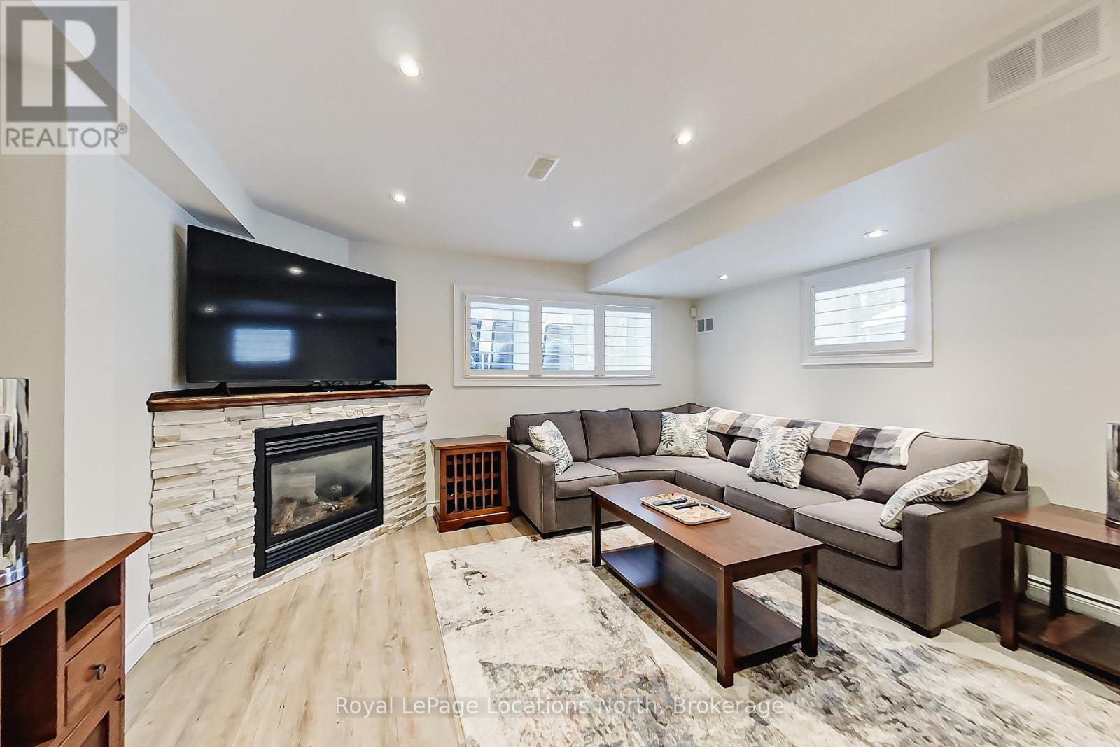 93 Sandy Coast Crescent, Wasaga Beach, Ontario  L9Z 0G1 - Photo 25 - S11997088