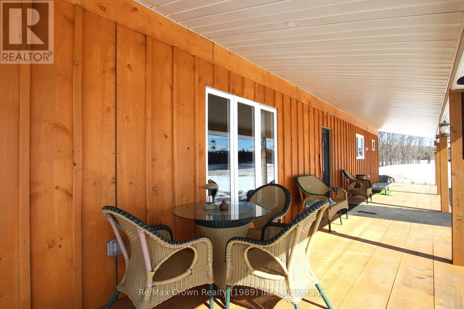 303 Clear Lake Road, Parry Sound Remote Area, Ontario  P0H 1A0 - Photo 8 - X12036671