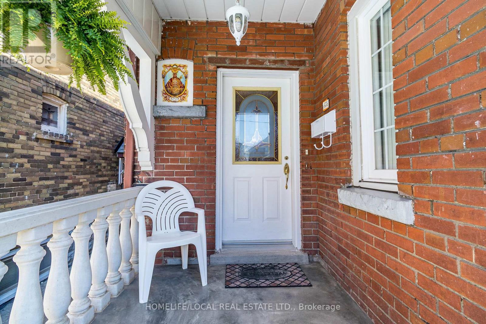 Property at 41 RUSHOLME DRIVE image 5