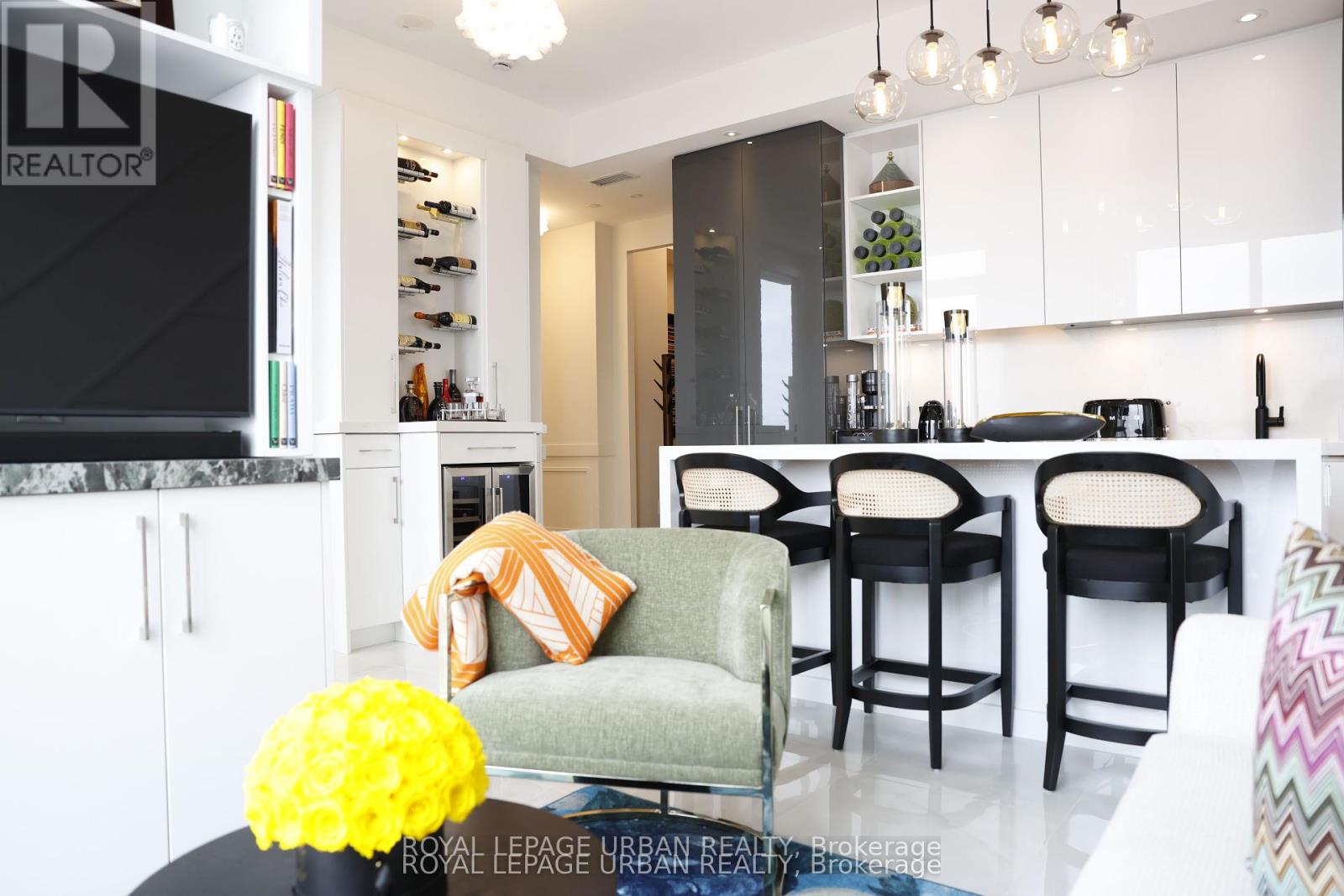 Lph8 - 1 Yorkville Avenue, Toronto (Annex), Ontario  M4W 1L1 - Photo 10 - C12037446