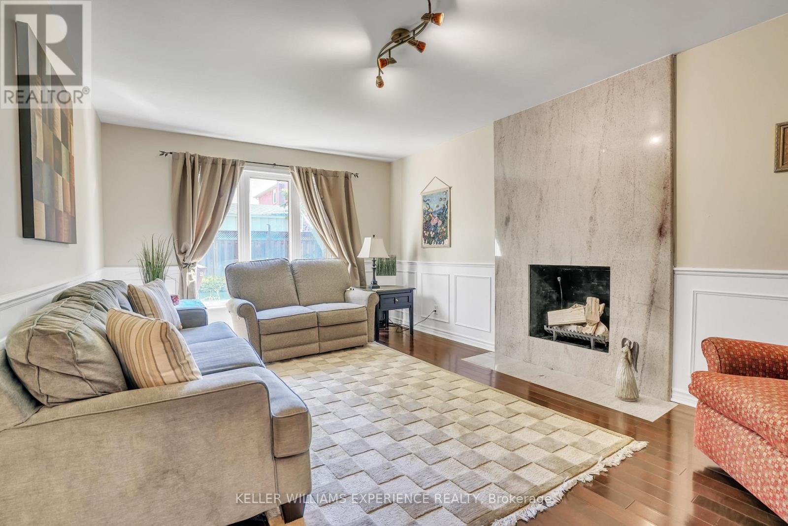 43 Waterhouse Way, Richmond Hill, Ontario  L4C 9H5 - Photo 11 - N12037444