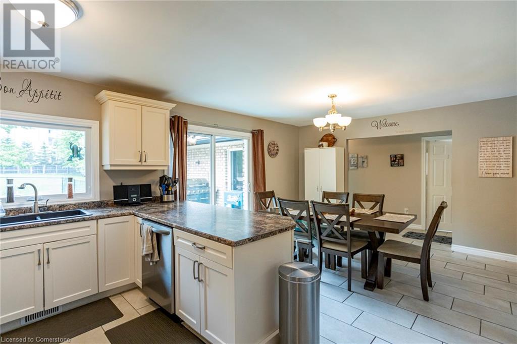 Photo 11 of 40 for 594 Gordon Avenue