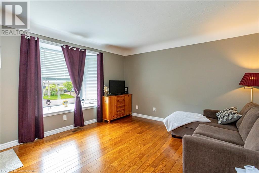 Photo 15 of 40 for 594 Gordon Avenue