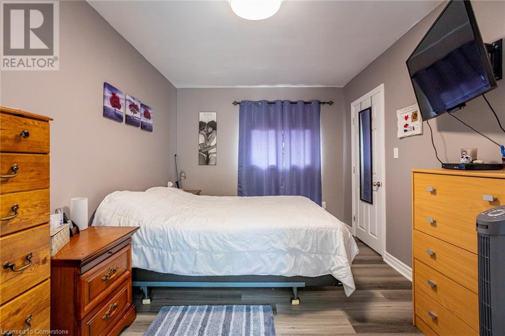 Photo 21 of 40 for 594 Gordon Avenue