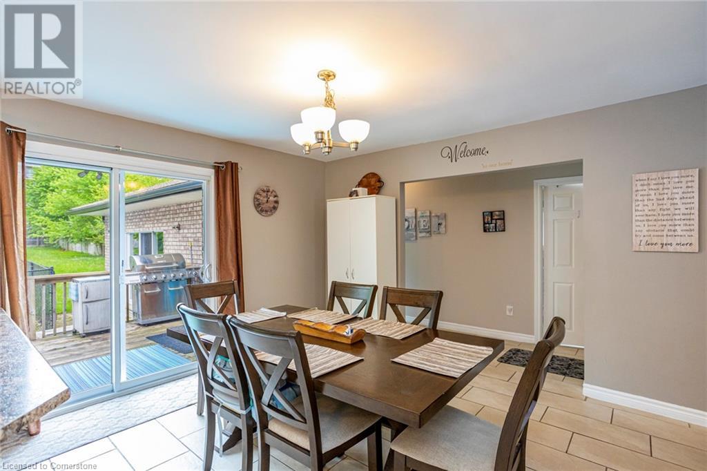 Photo 7 of 40 for 594 Gordon Avenue