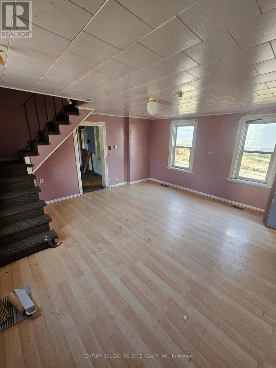 300 Argyle Street S, Renfrew, Ontario  K7V 1T9 - Photo 4 - X12037332