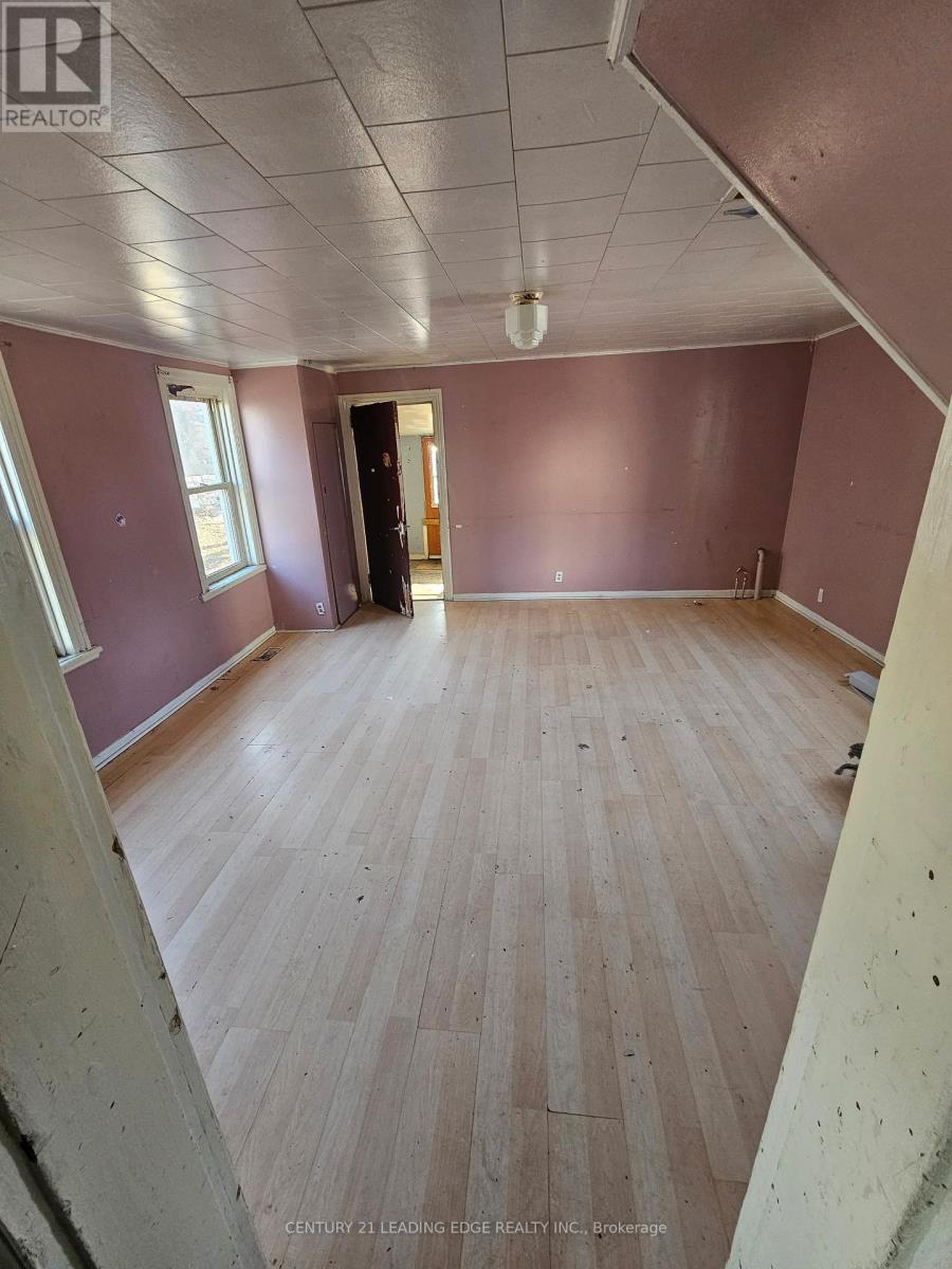 300 Argyle Street S, Renfrew, Ontario  K7V 1T9 - Photo 8 - X12037332