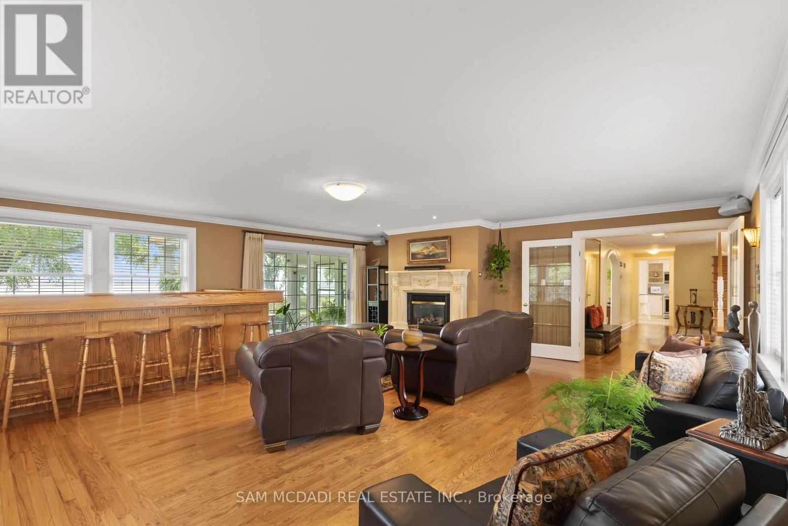 14 Lakeshore Road, Fort Erie, Ontario  L2A 1B1 - Photo 11 - X12037353