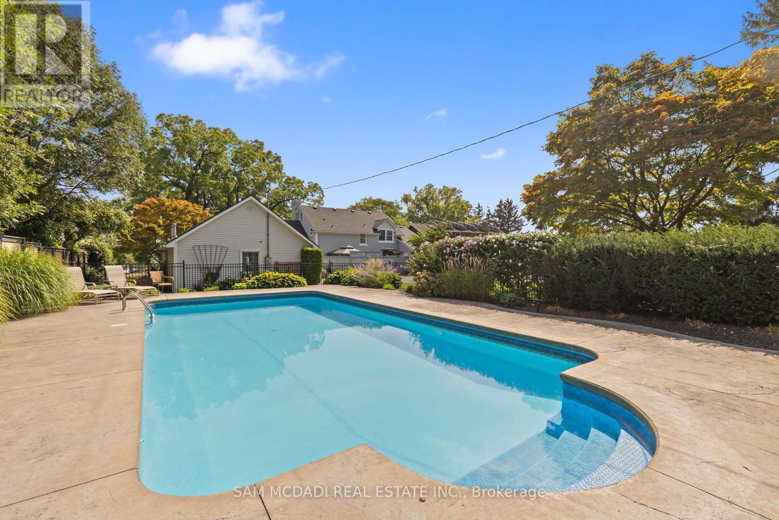 14 Lakeshore Road, Fort Erie, Ontario  L2A 1B1 - Photo 43 - X12037353