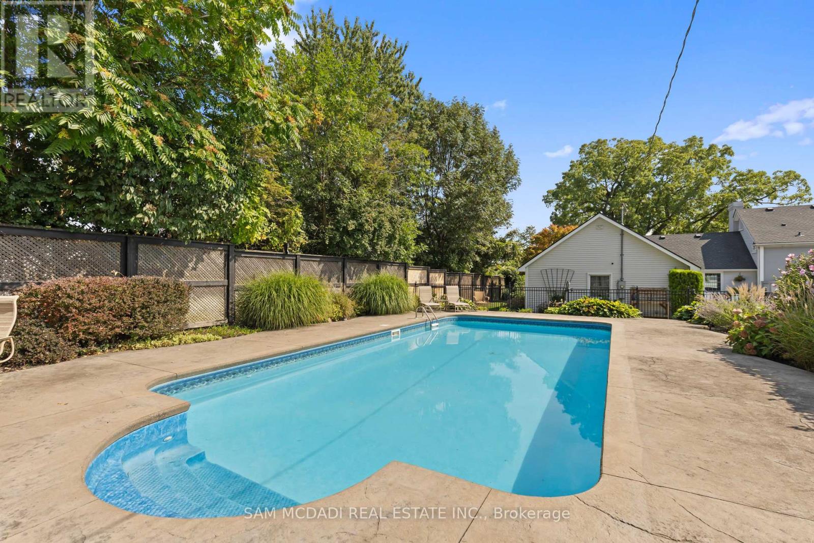 14 Lakeshore Road, Fort Erie, Ontario  L2A 1B1 - Photo 44 - X12037353