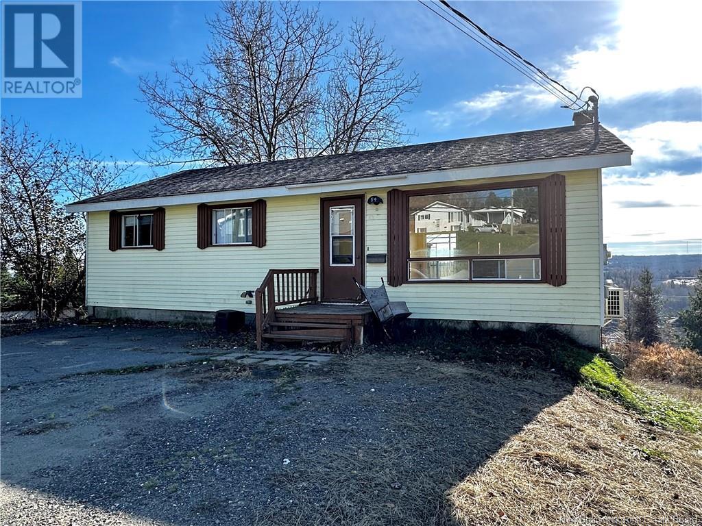 Property at 54 Cormier Street image 3