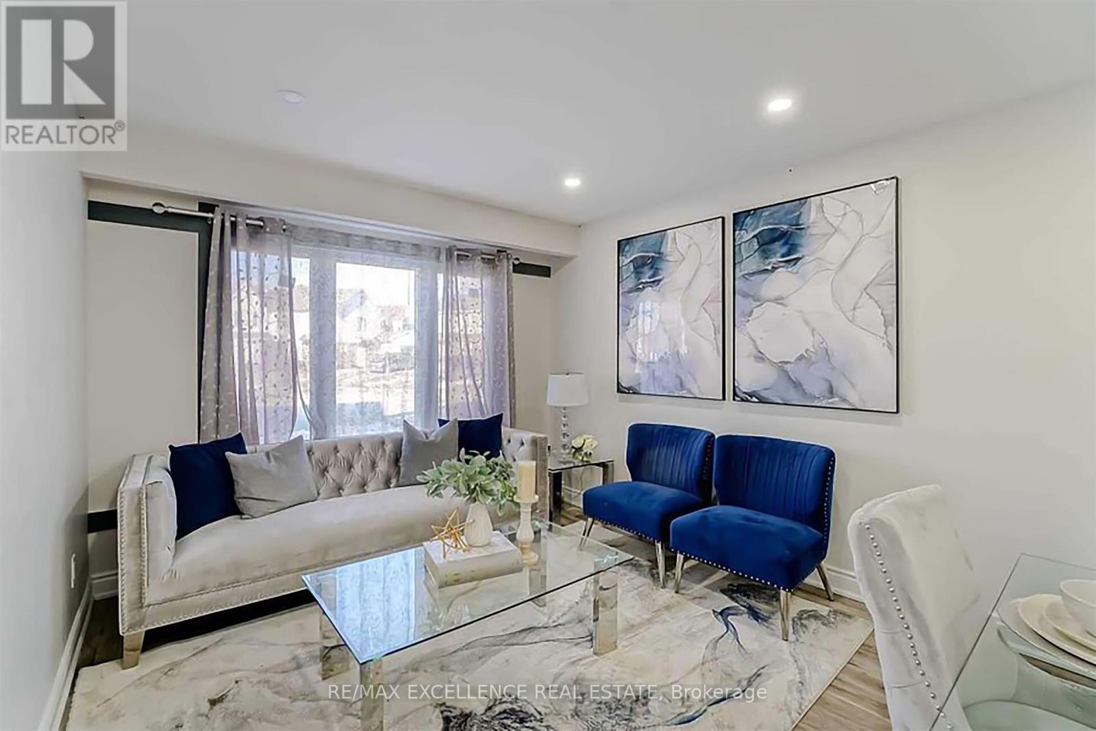 Property at 48 TRAVERSTON COURT image 4
