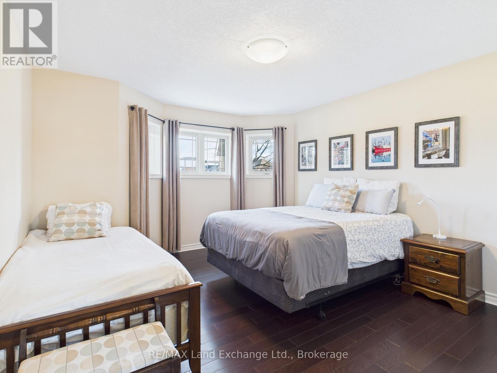 60 - 529 Stornoway Way, Huron-Kinloss, Ontario  N2Z 0A4 - Photo 17 - X12035998