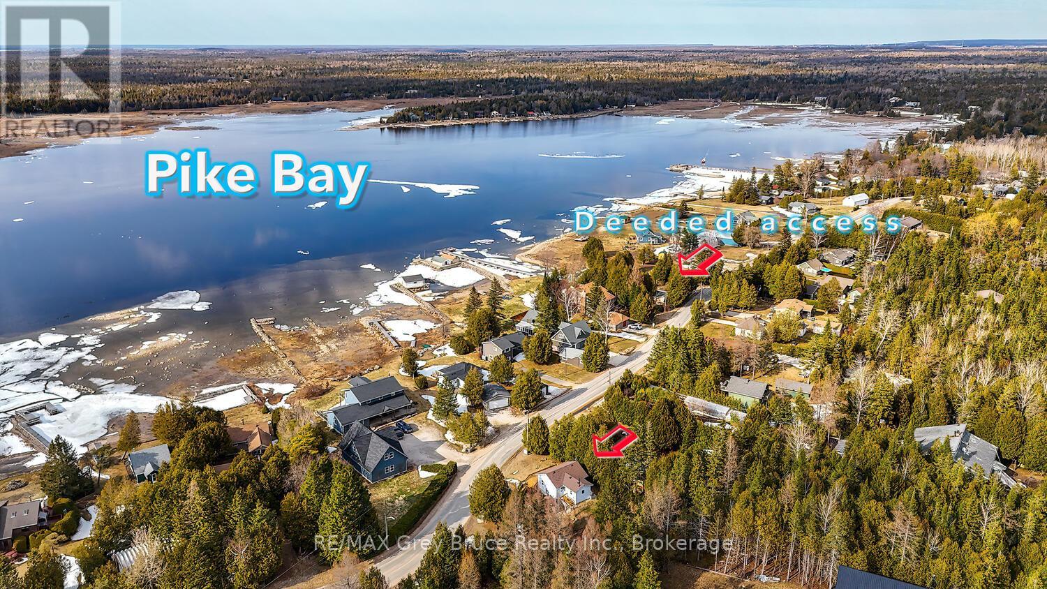 861 Pike Bay Road, Northern Bruce Peninsula, Ontario  N0H 2T0 - Photo 2 - X12037173