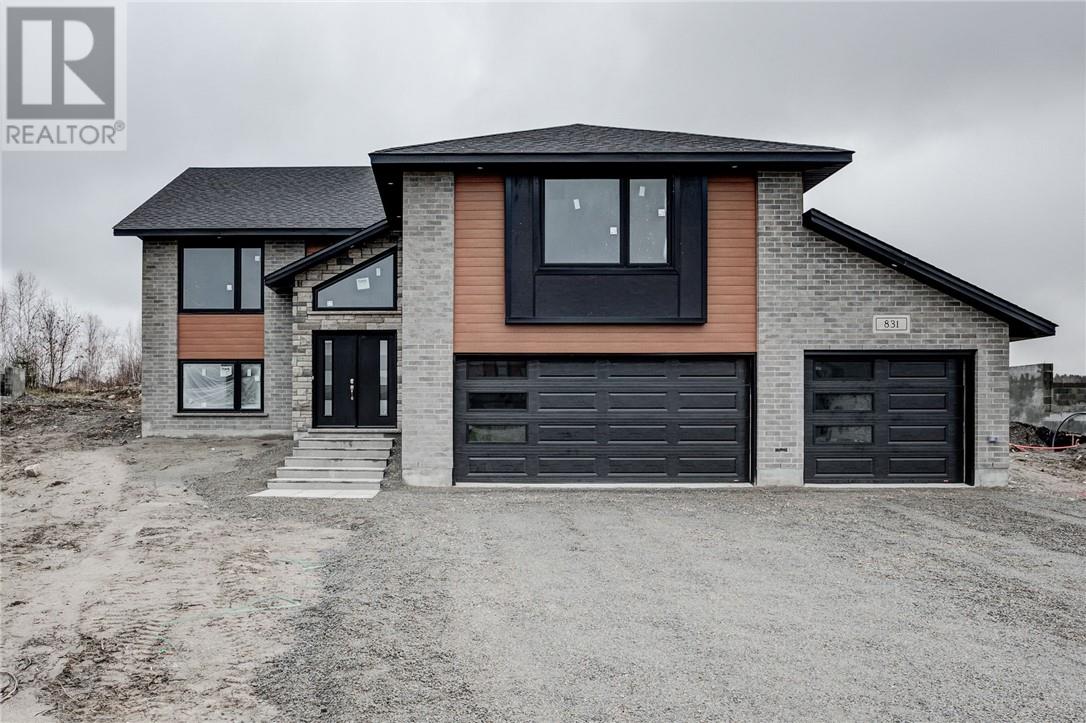 Property at 831 Moonrock image 1