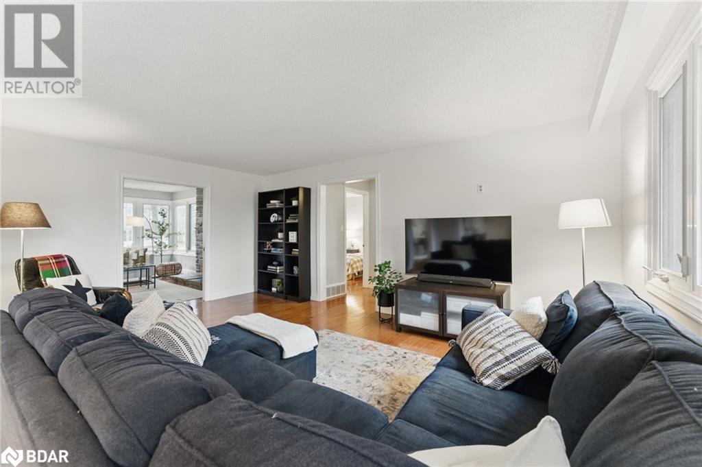 281 Halton Avenue, Milton, Ontario  L9T 2M1 - Photo 13 - 40707200