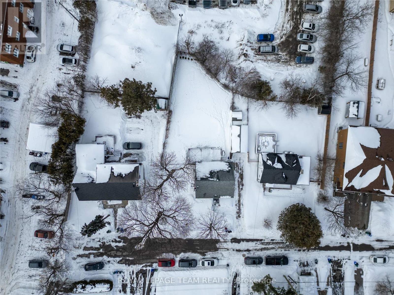 1357 Thames Street, Ottawa, Ontario  K1Z 7N3 - Photo 6 - X12037471