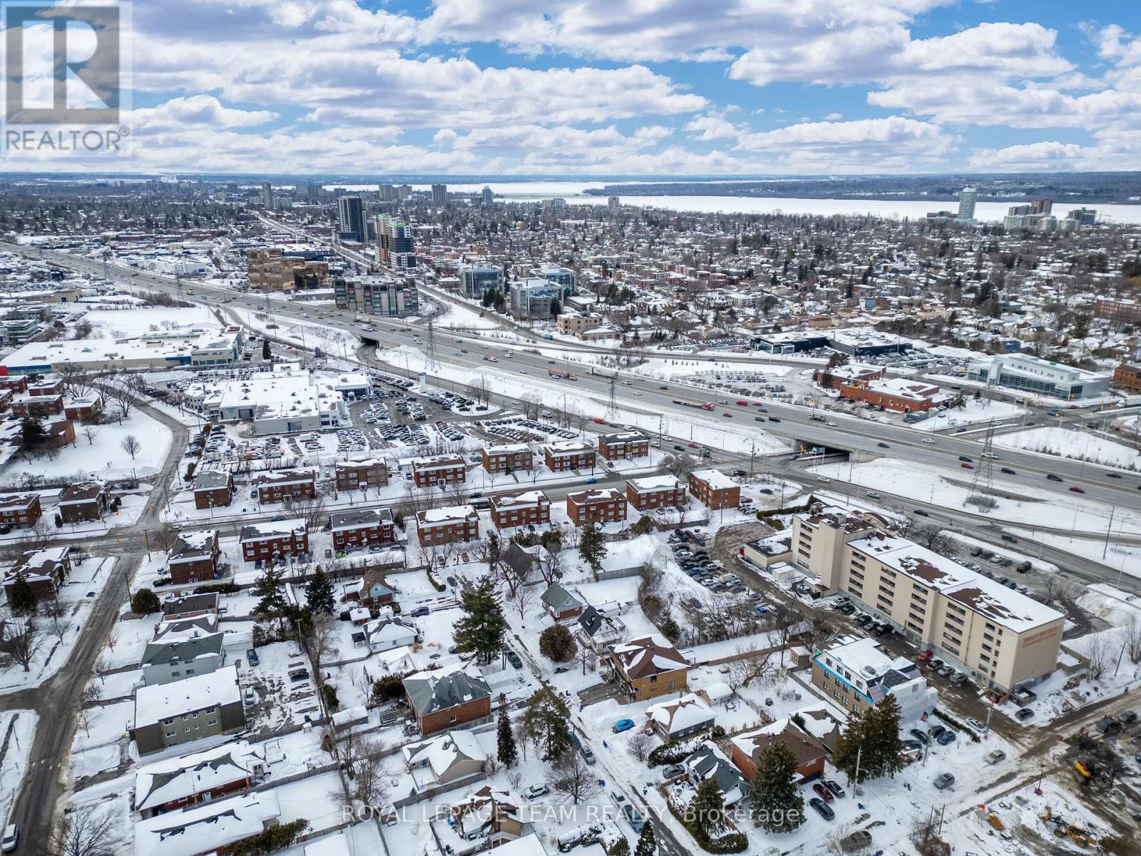 1357 Thames Street, Ottawa, Ontario  K1Z 7N3 - Photo 7 - X12037471