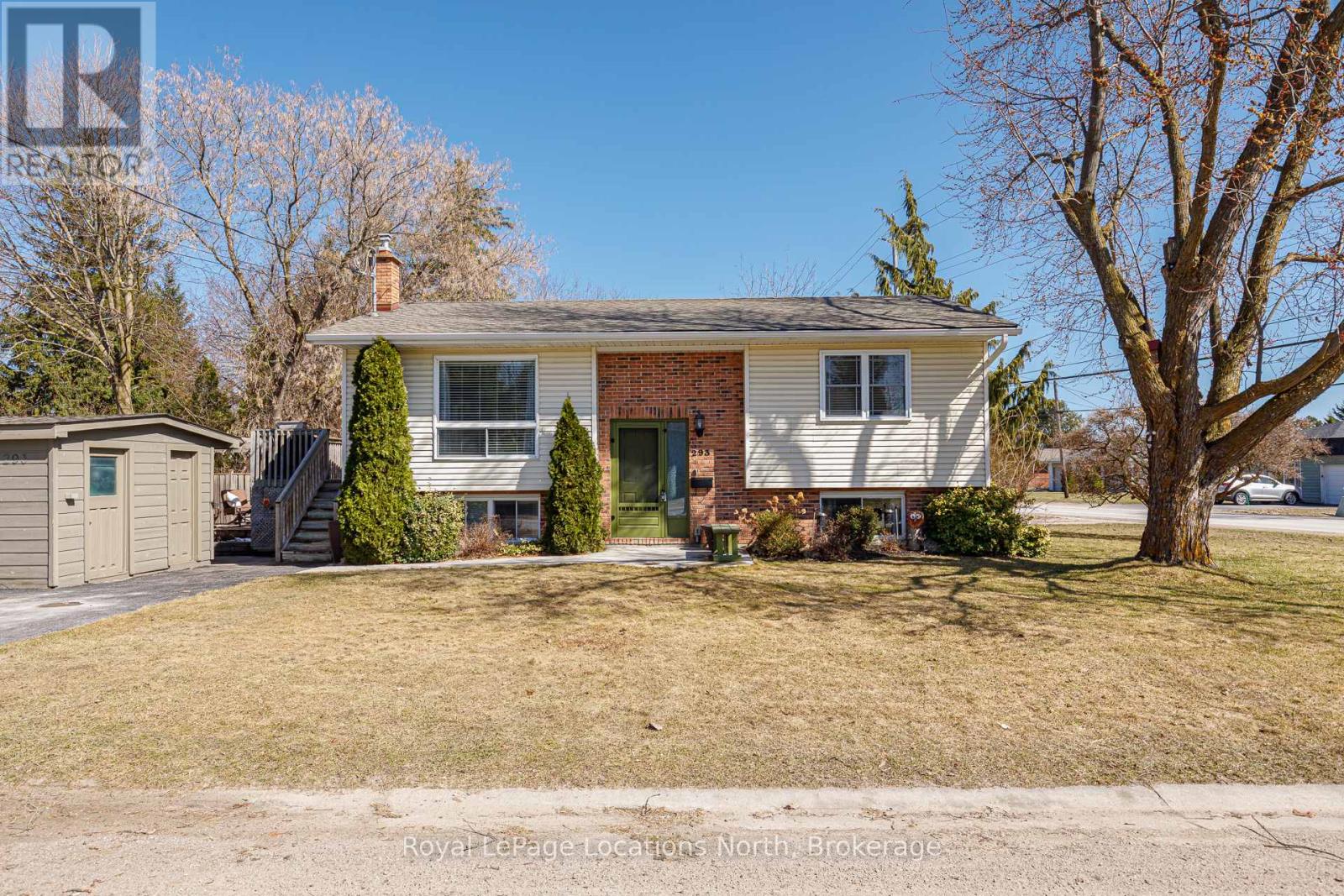 Property at 293 ROBINSON STREET image 1