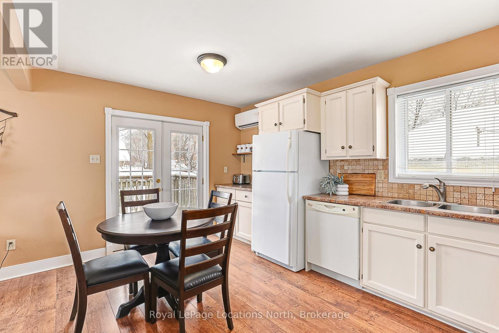 293 Robinson Street, Collingwood, Ontario  L9Y 3M4 - Photo 7 - S12037461