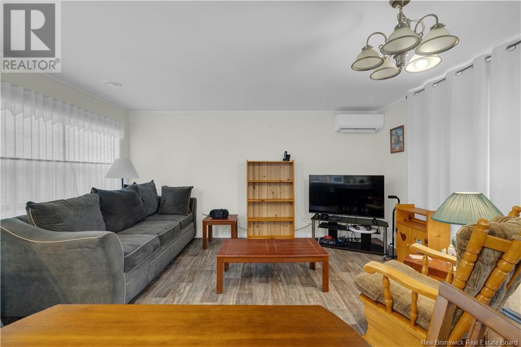 Property at 6 Raven Street image 3