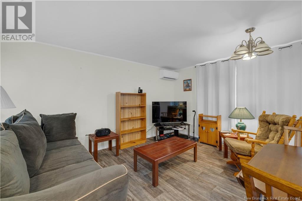 Property at 6 Raven Street image 4
