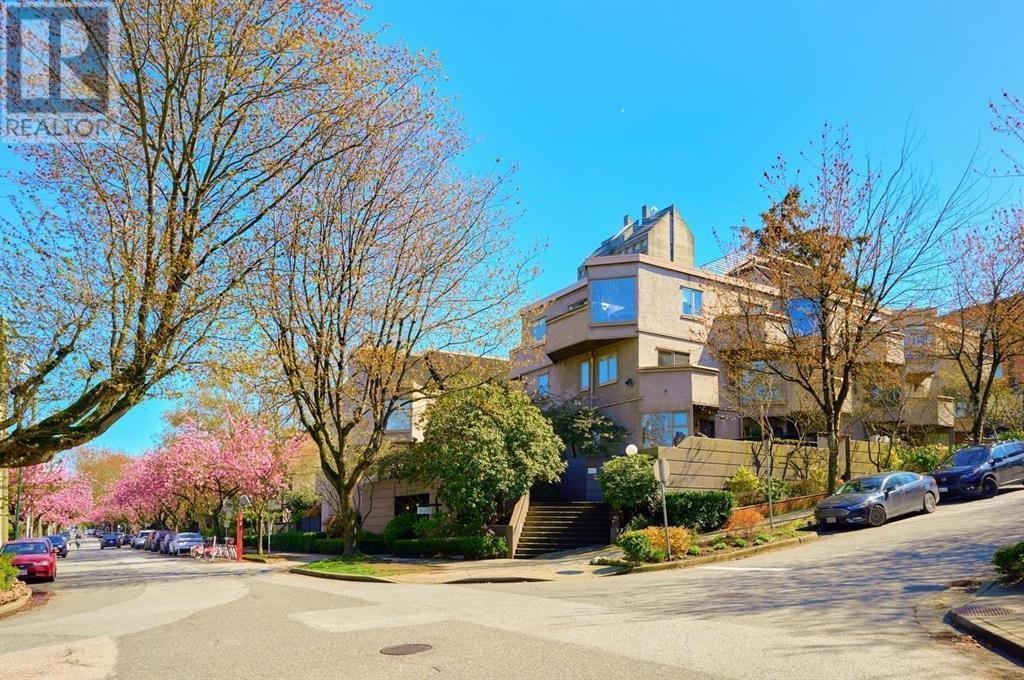 38 870 W 7th Avenue, Vancouver, British Columbia  V5Z 4C1 - Photo 1 - R2981016