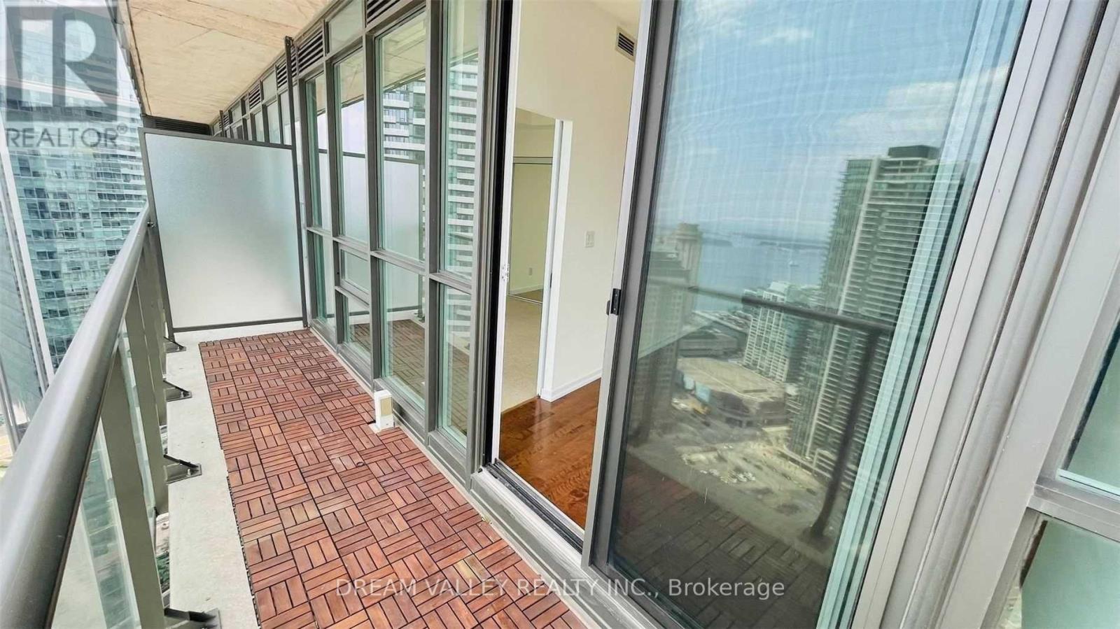 3908 - 65 Bremner Boulevard, Toronto, Ontario  M5J 0A7 - Photo 18 - C12037480
