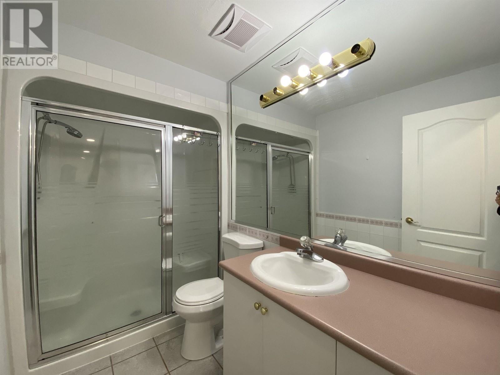 Basement Suite 4362 Victory Street, Burnaby, British Columbia  V6J 1R2 - Photo 11 - R2981009