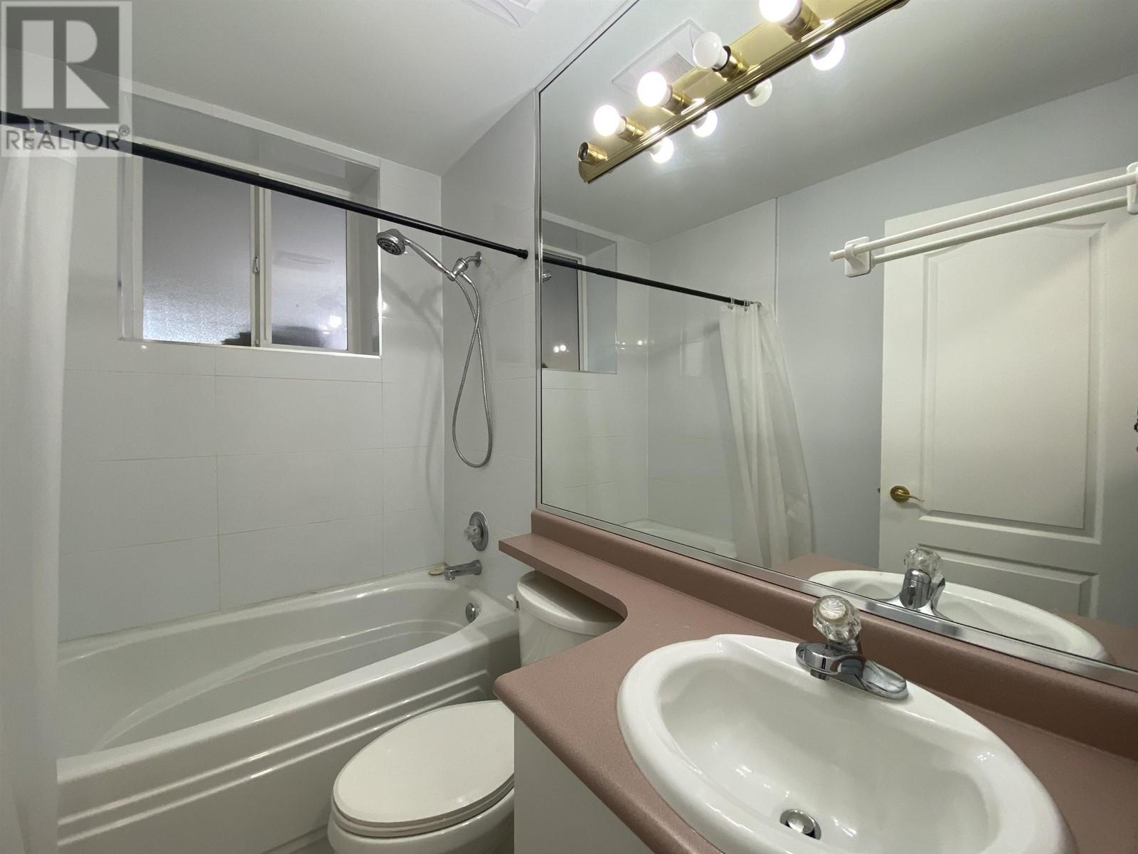 Basement Suite 4362 Victory Street, Burnaby, British Columbia  V6J 1R2 - Photo 13 - R2981009