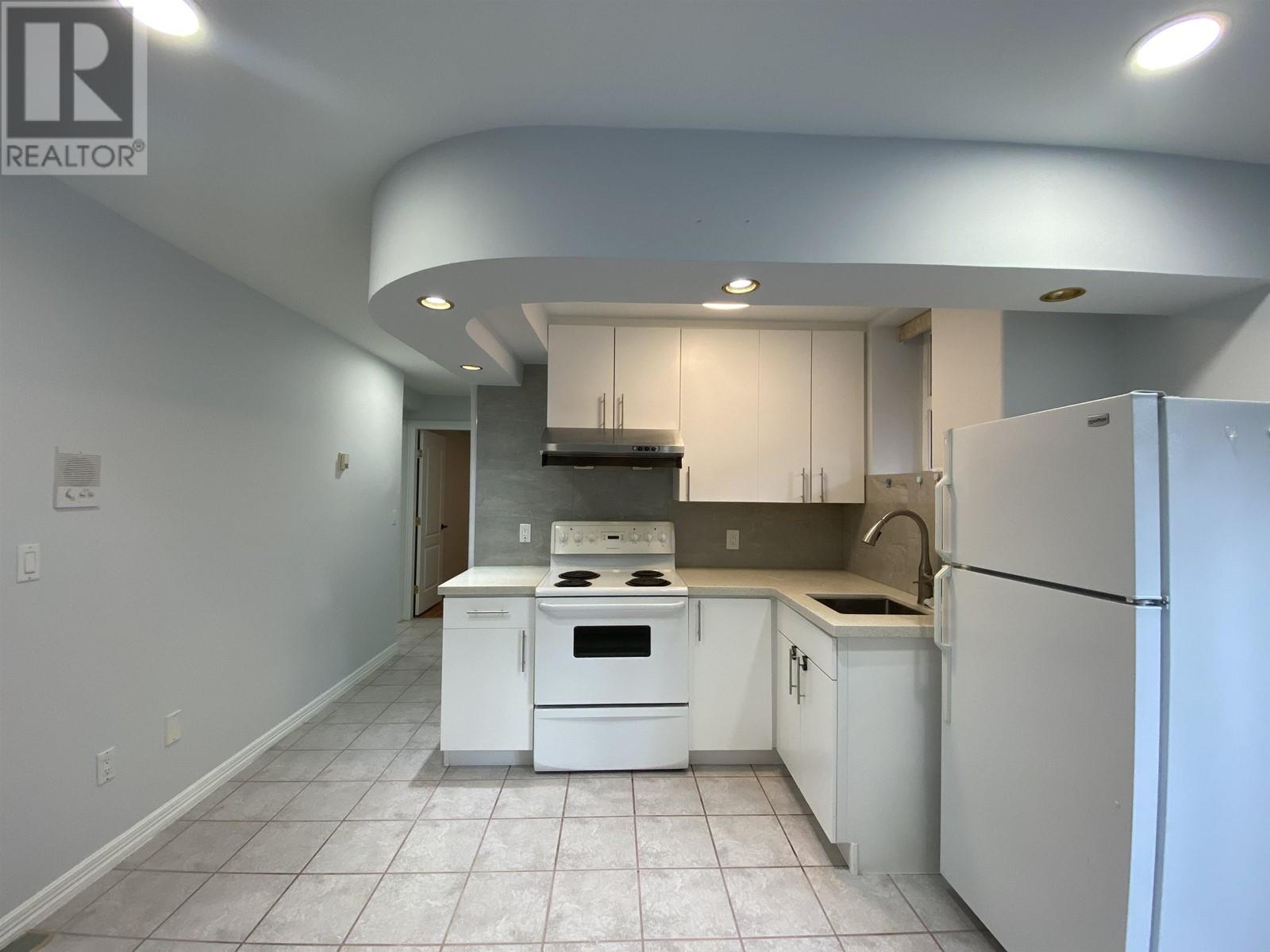 Basement Suite 4362 Victory Street, Burnaby, British Columbia  V6J 1R2 - Photo 4 - R2981009