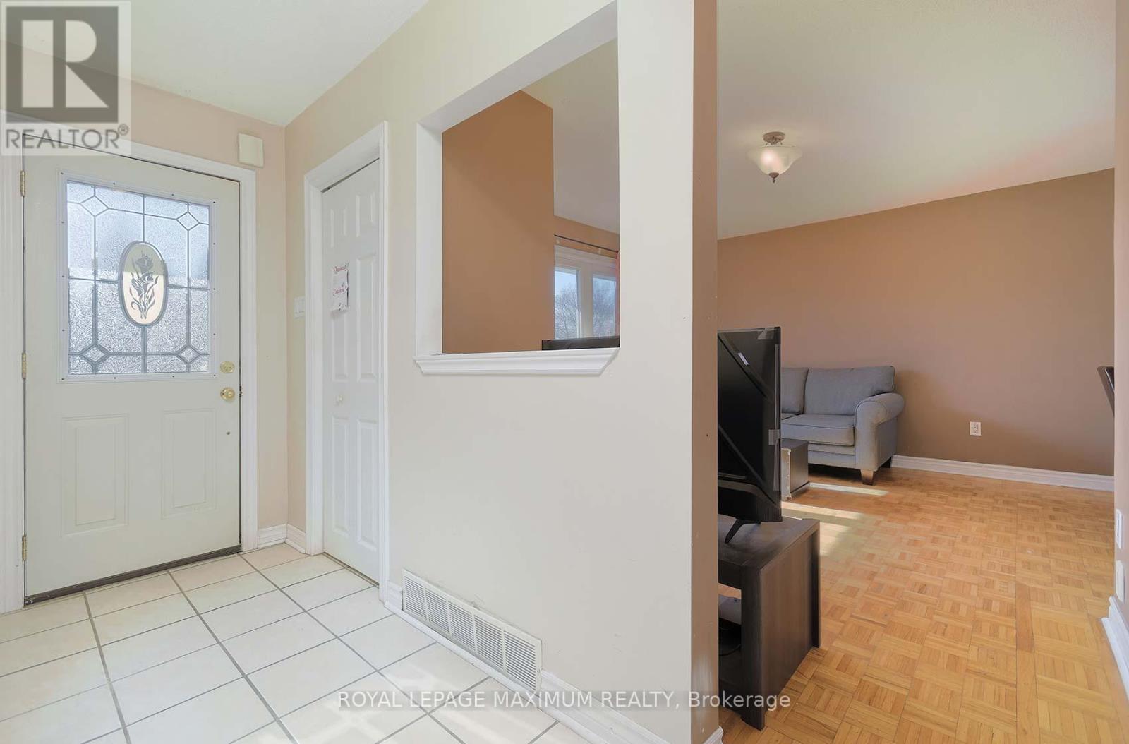 Property at 149 LEIGHLAND AVENUE image 5