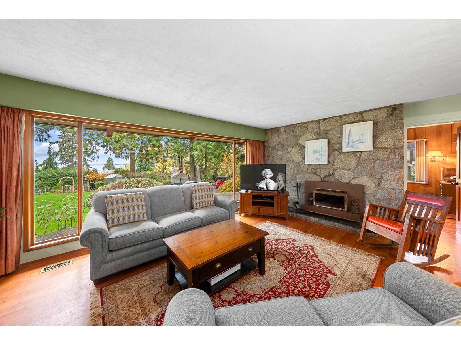 2574 Crescent Drive, Surrey, British Columbia  V4A 3K2 - Photo 2 - R2980651