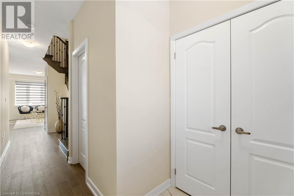 Property at 10 LEMON Avenue image 4