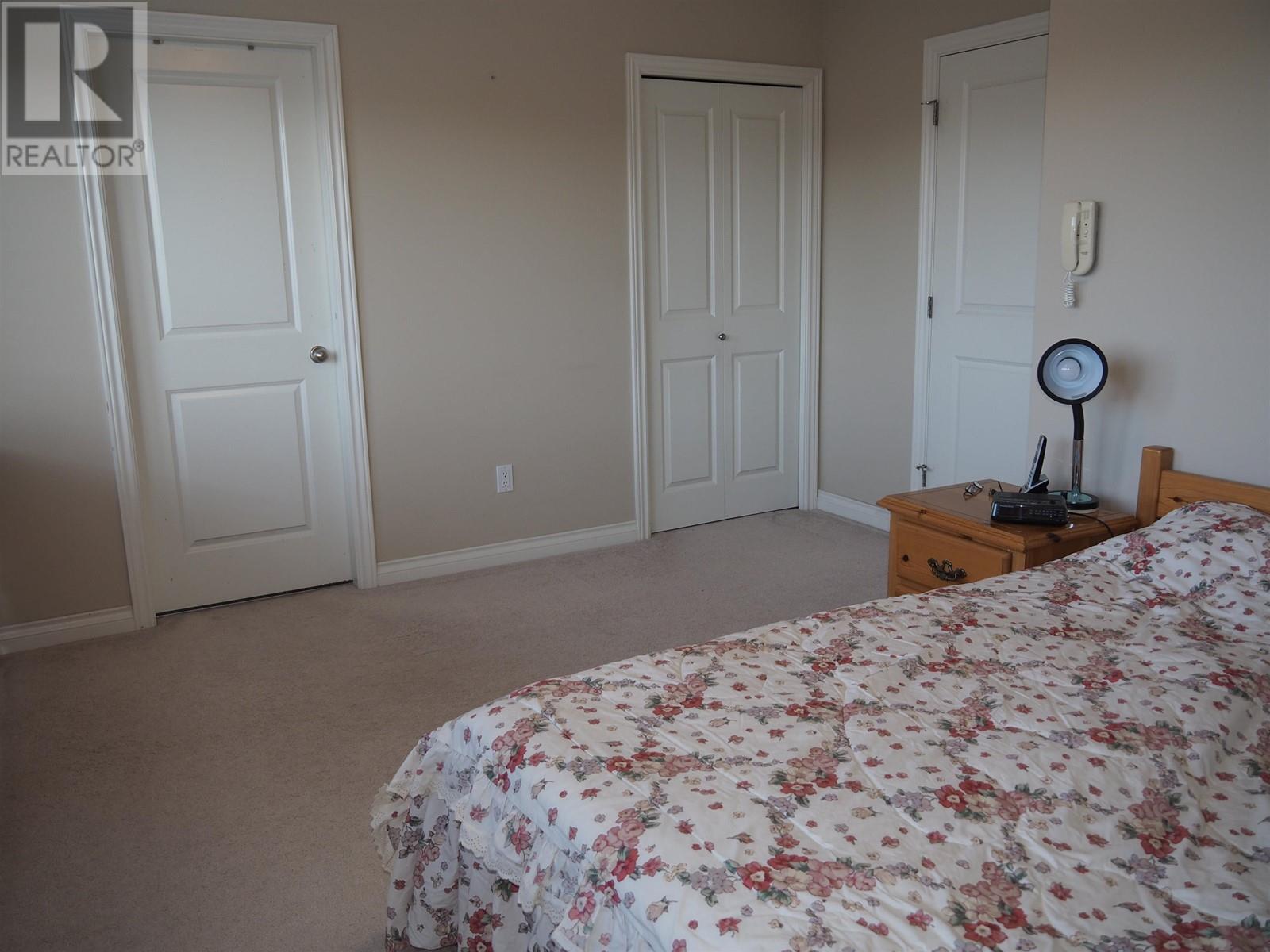 Listing Picture 10 of 21 : 5 12311 NO. 2 ROAD, Richmond / 烈治文 - 魯藝地產 Yvonne Lu Group - MLS Medallion Club Member