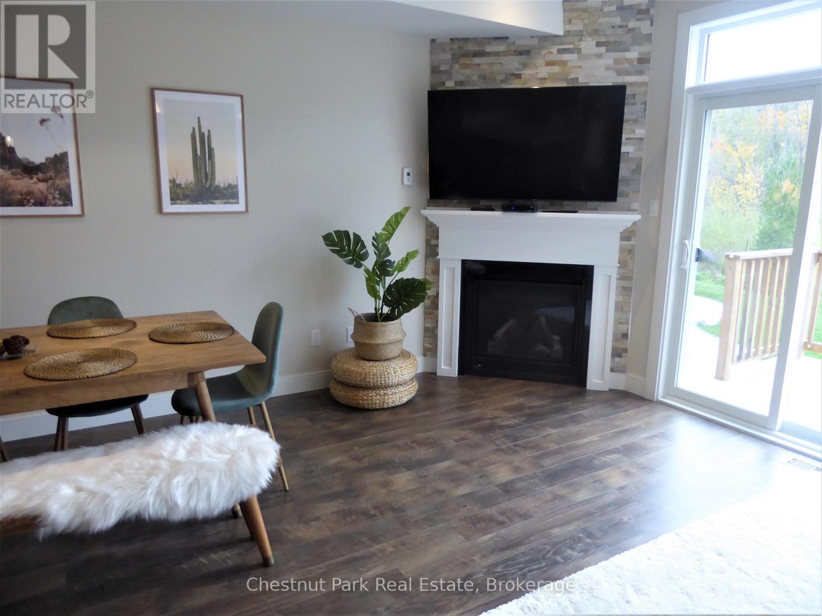 154 Yellow Birch Crescent, Blue Mountains, Ontario  L9Y 0Y5 - Photo 11 - X12037534
