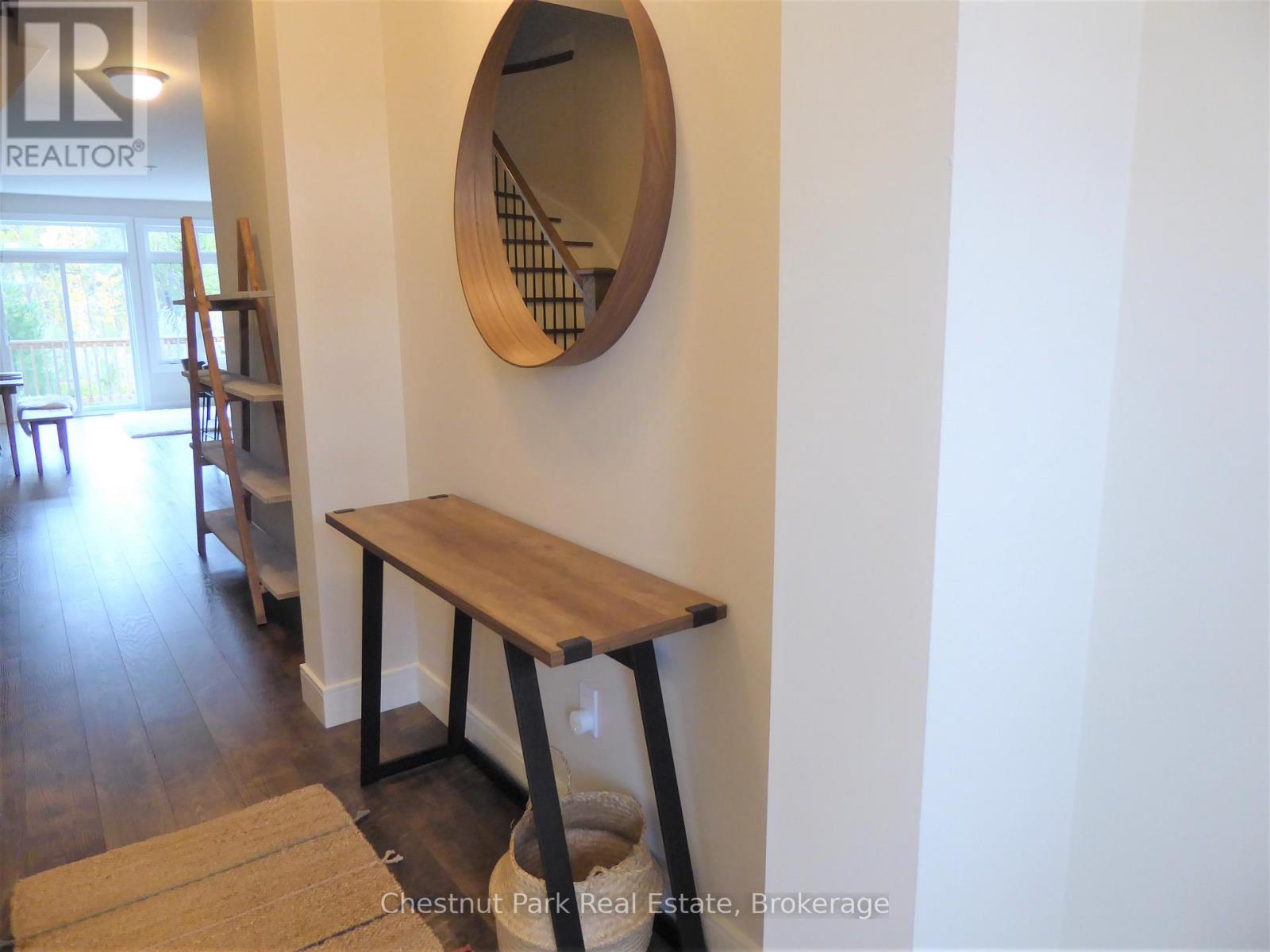 154 Yellow Birch Crescent, Blue Mountains, Ontario  L9Y 0Y5 - Photo 7 - X12037534