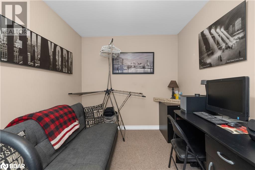 128 Berczy Street, Barrie, Ontario  L4M 3R4 - Photo 17 - 40695596
