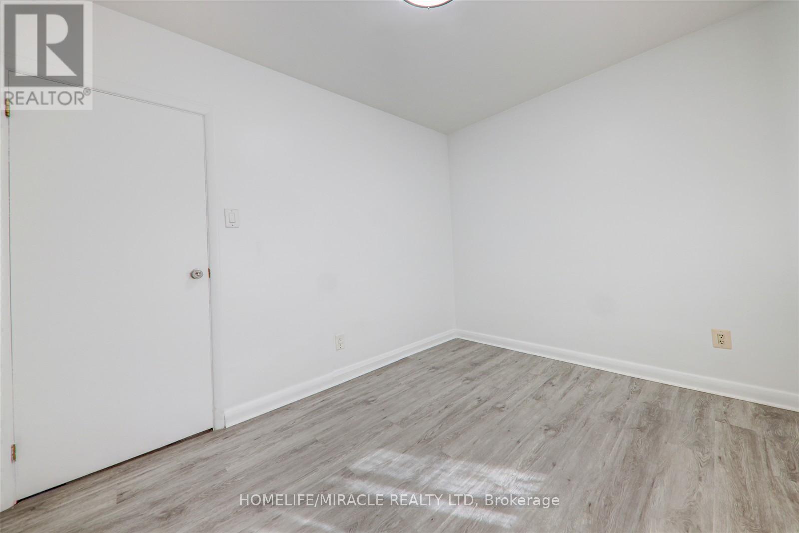23 Dunelm Street, Toronto, Ontario  M1J 3G2 - Photo 20 - E12037670