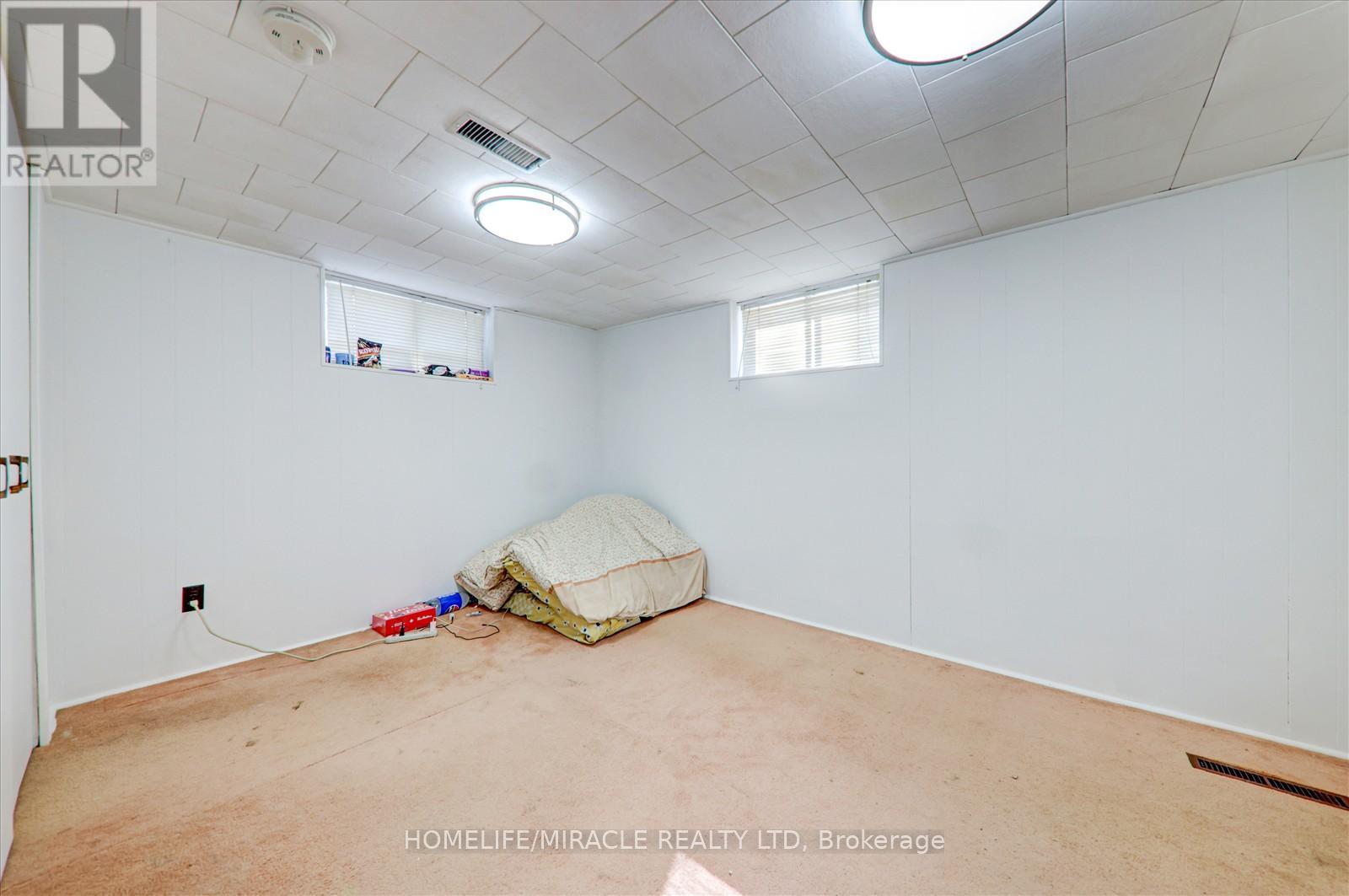 23 Dunelm Street, Toronto, Ontario  M1J 3G2 - Photo 29 - E12037670