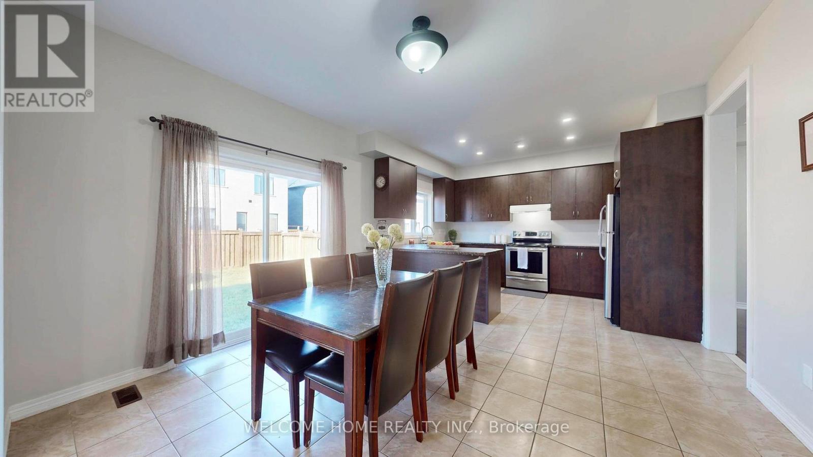 1346 Bardeau Street, Innisfil, Ontario  L0L 1W0 - Photo 25 - N12037603