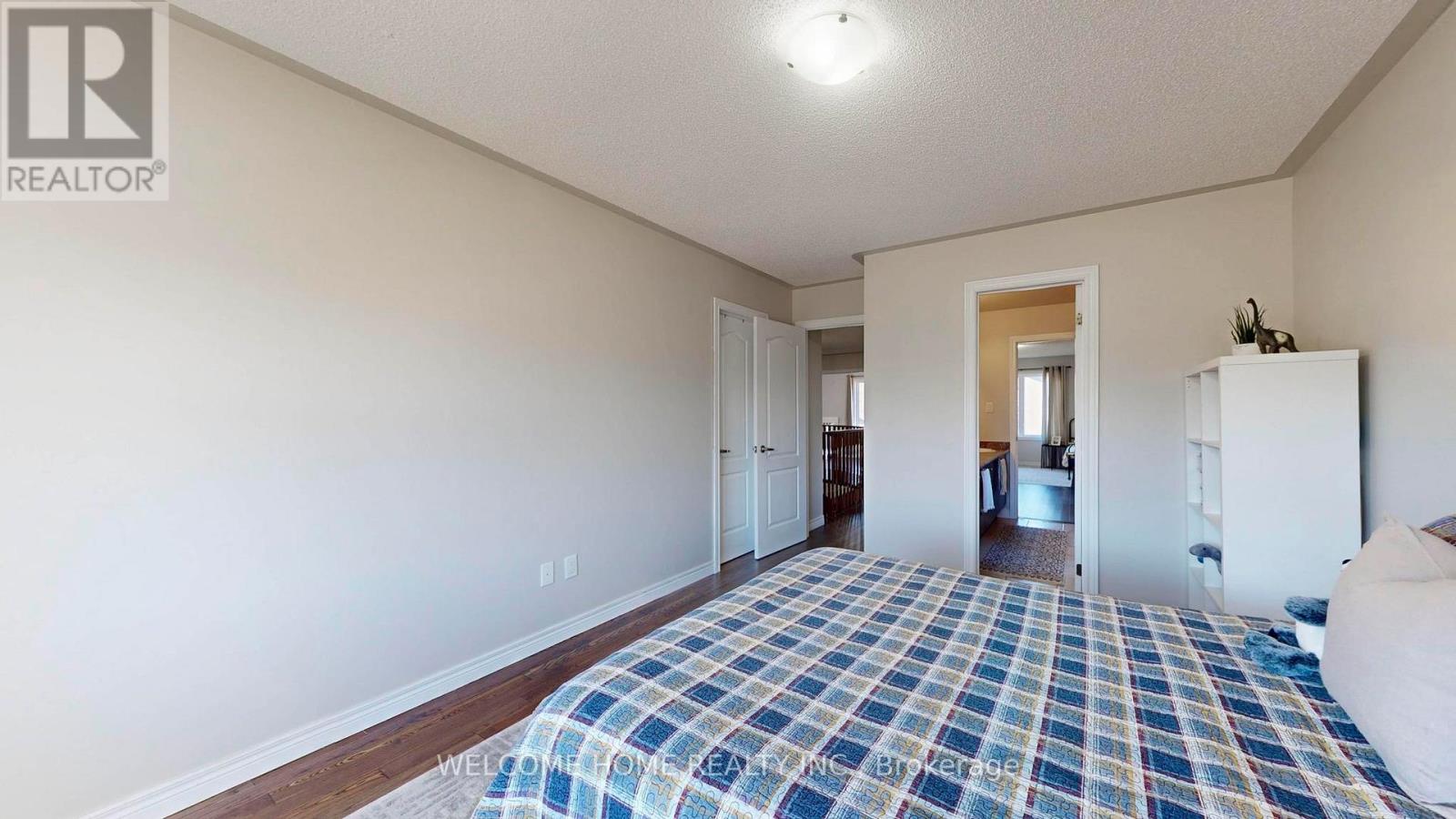 1346 Bardeau Street, Innisfil, Ontario  L0L 1W0 - Photo 26 - N12037603