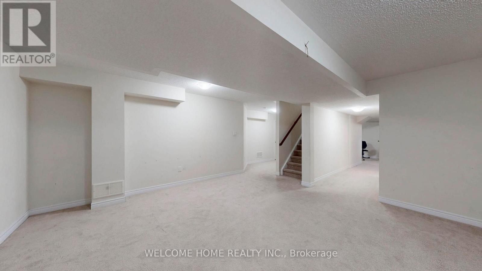 1346 Bardeau Street, Innisfil, Ontario  L0L 1W0 - Photo 39 - N12037603